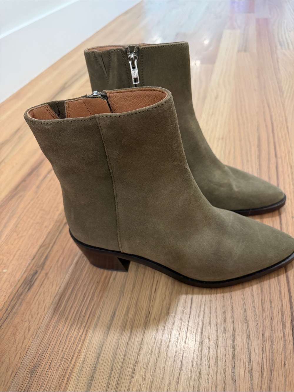 Olive Green Suede Ankle Boots Pointed Toe Size 8